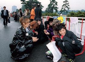 Youngsters waits for rock concert at Imperial Palace